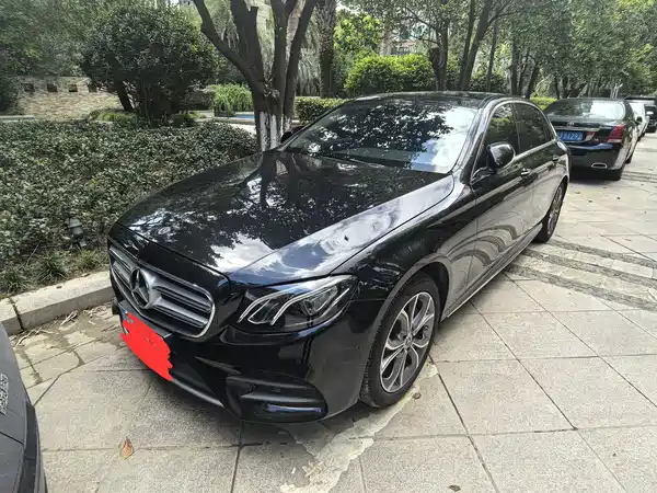 Mercedes-Benz E-Class 2019