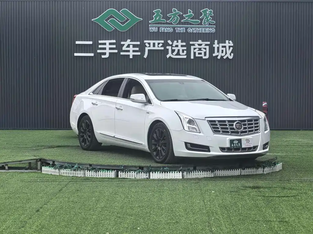 Cadillac XTS 2015 — фото 3