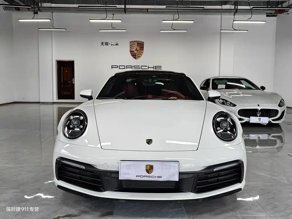 Porsche 911 2021 — фото 1