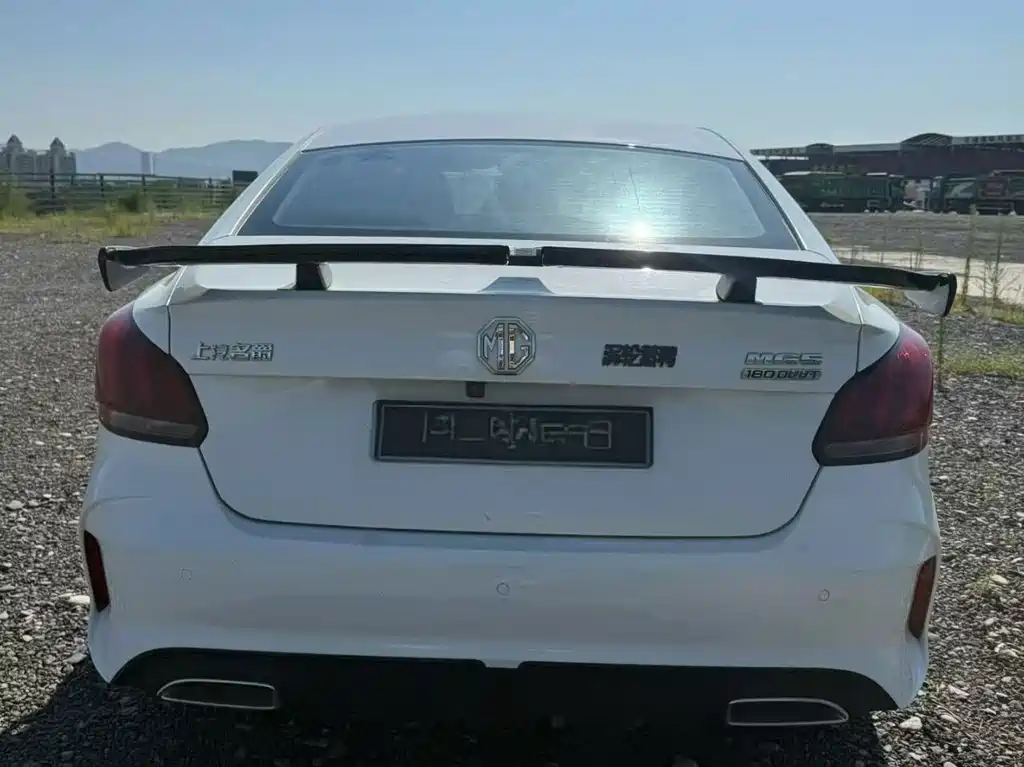 MG MG5 2022