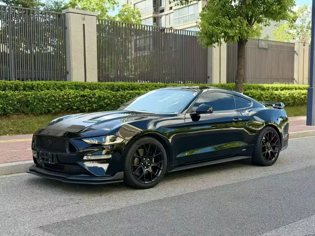 Ford Mustang 2021