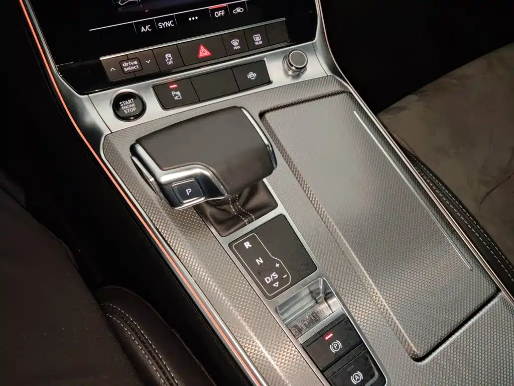 Audi A6L 2022 — фото 10