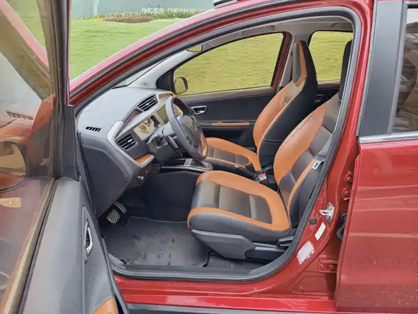 Geely Vision X1 2018