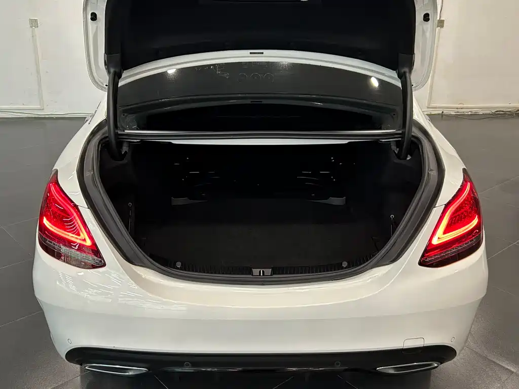 Mercedes-Benz C-Class 2021 — фото 28