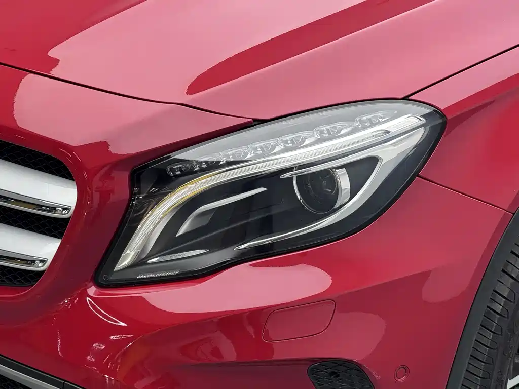 Mercedes-Benz GLA 2016 — фото 13