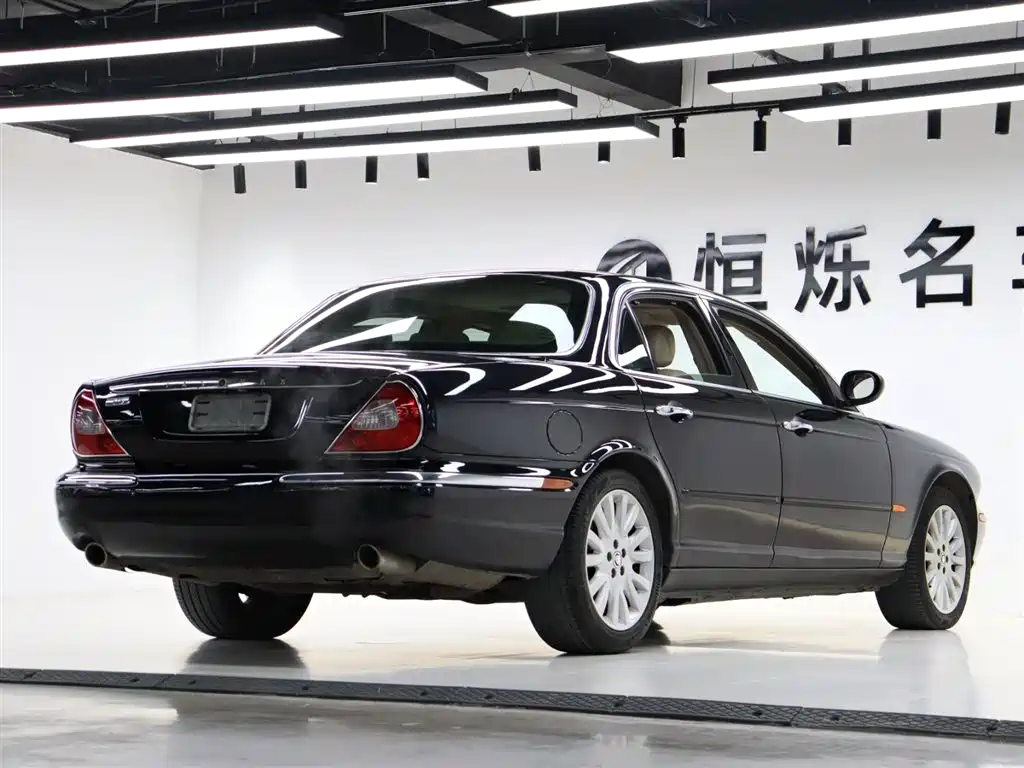 Jaguar XJ 2005 — фото 26