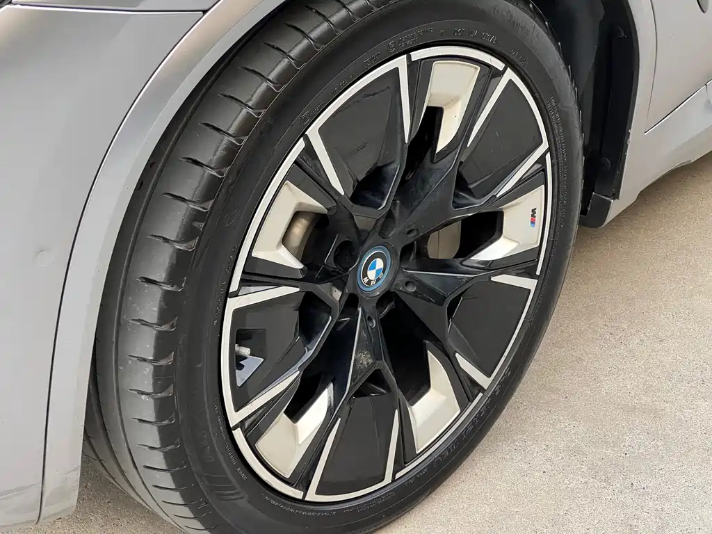 BMW iX3 2022 — фото 10