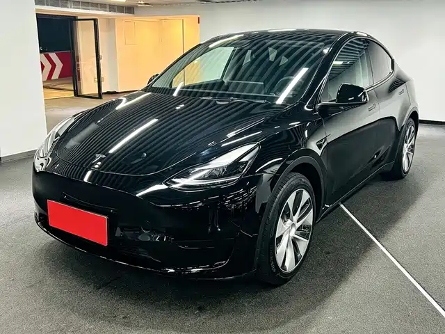 Tesla Model Y 2022 — фото 1