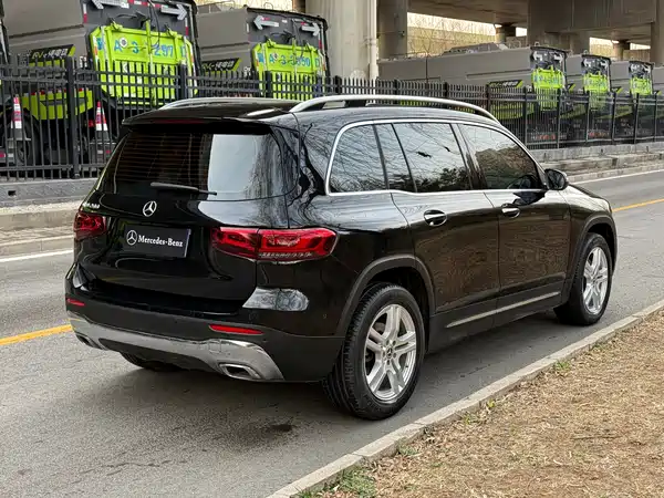 Mercedes-Benz GLB 2022