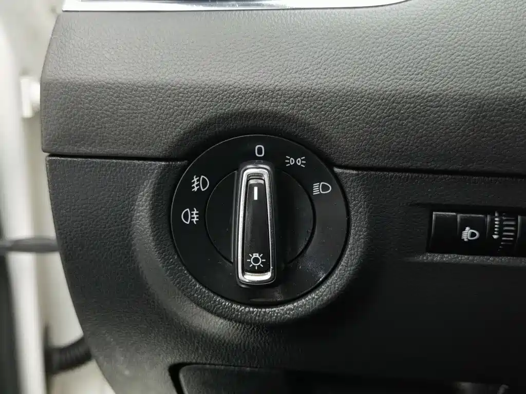 Skoda Octavia 2015 — фото 21