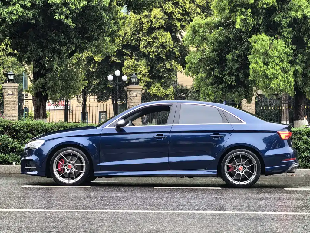 Audi S3 2017 — фото 14