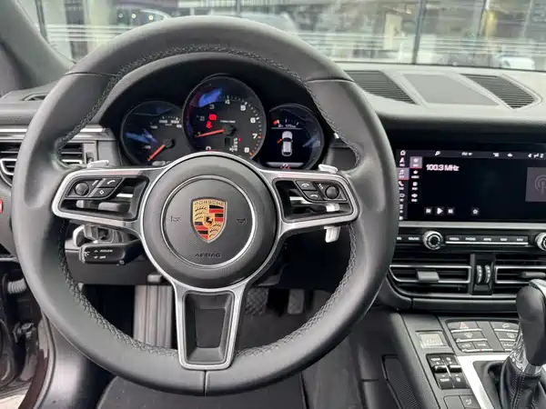Porsche Macan 2020