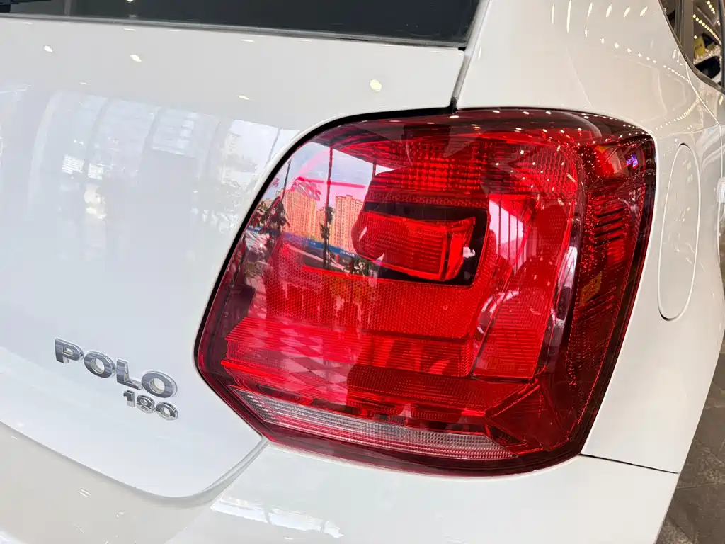 Volkswagen Polo 2019 — фото 16
