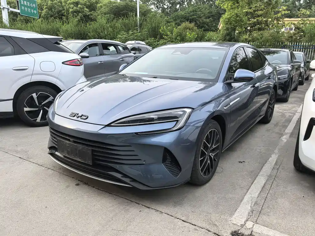 BYD Seal 2023 — фото 1