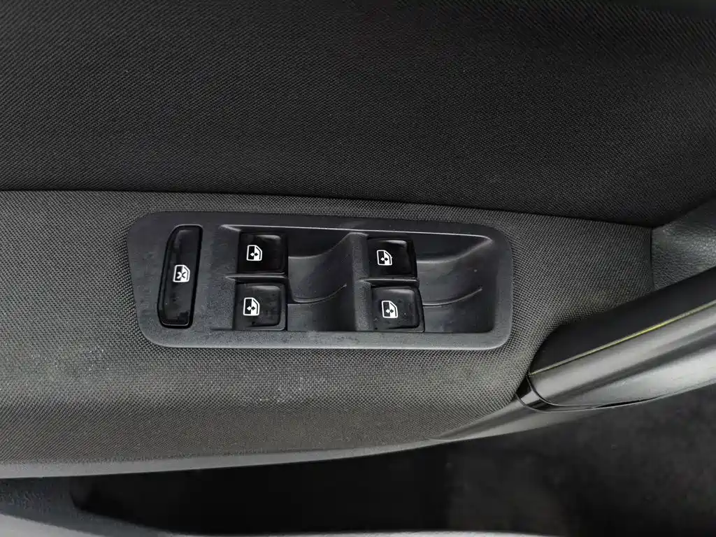 Volkswagen Golf Jialu 2018 — фото 9