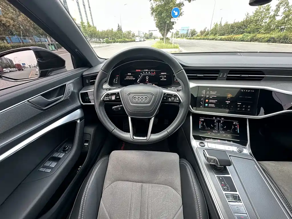 Audi A6L 2023 — фото 4