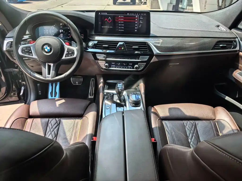 BMW 6 Series GT 2022 — фото 7