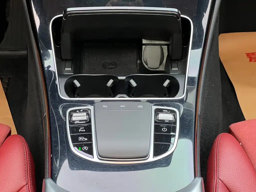Mercedes-Benz C-Class 2020 — фото 17