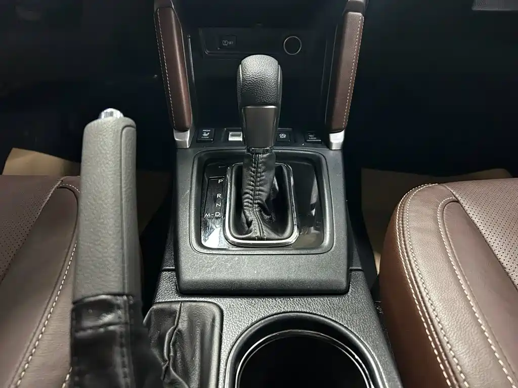 Subaru Forester 2017 — фото 15