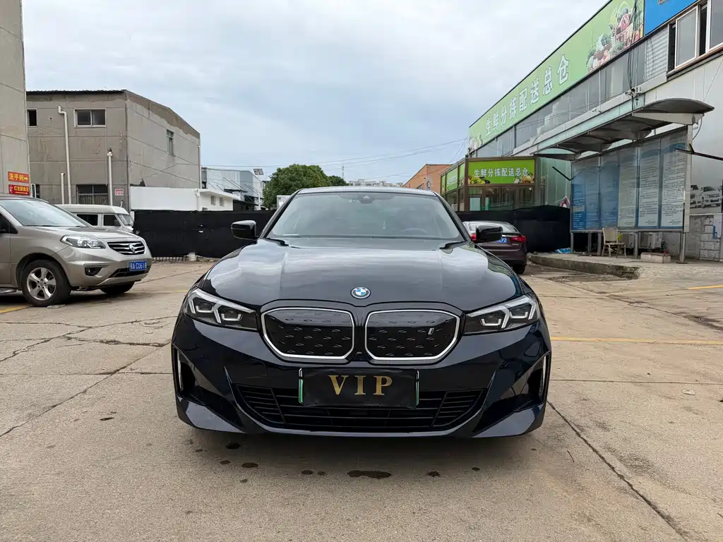 BMW i3 2024