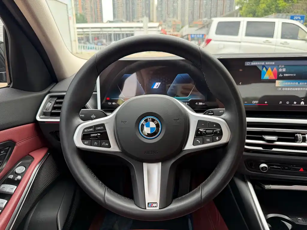 BMW i3 2024 — фото 9