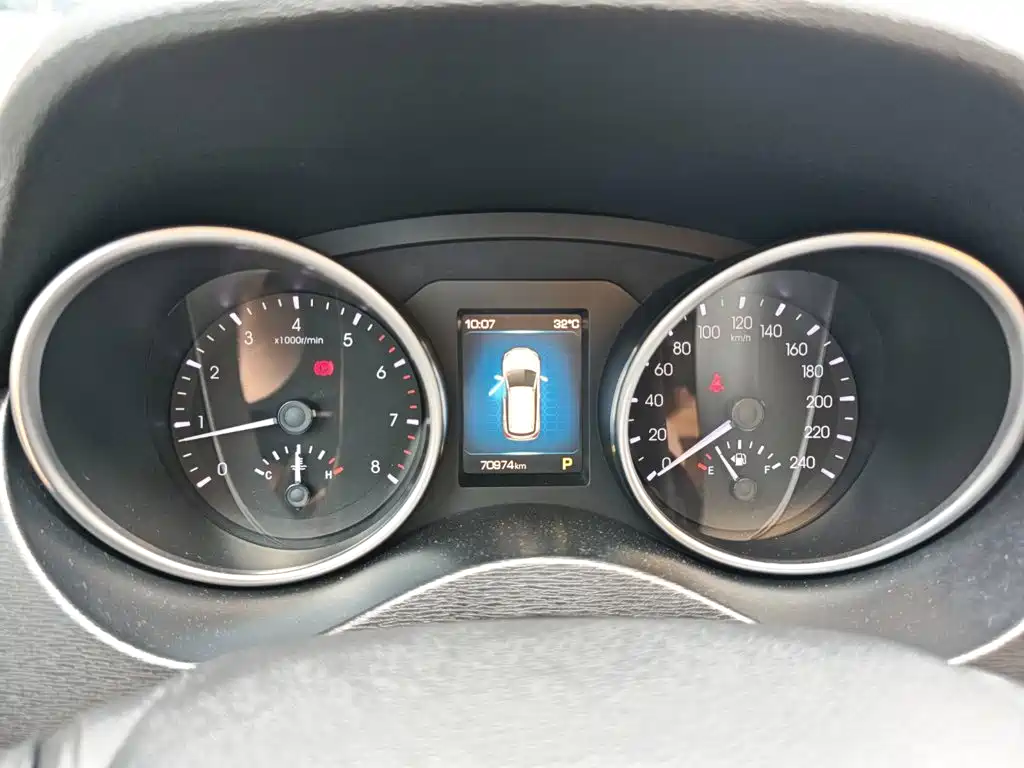 Haval H6 Coupe 2016 — фото 14