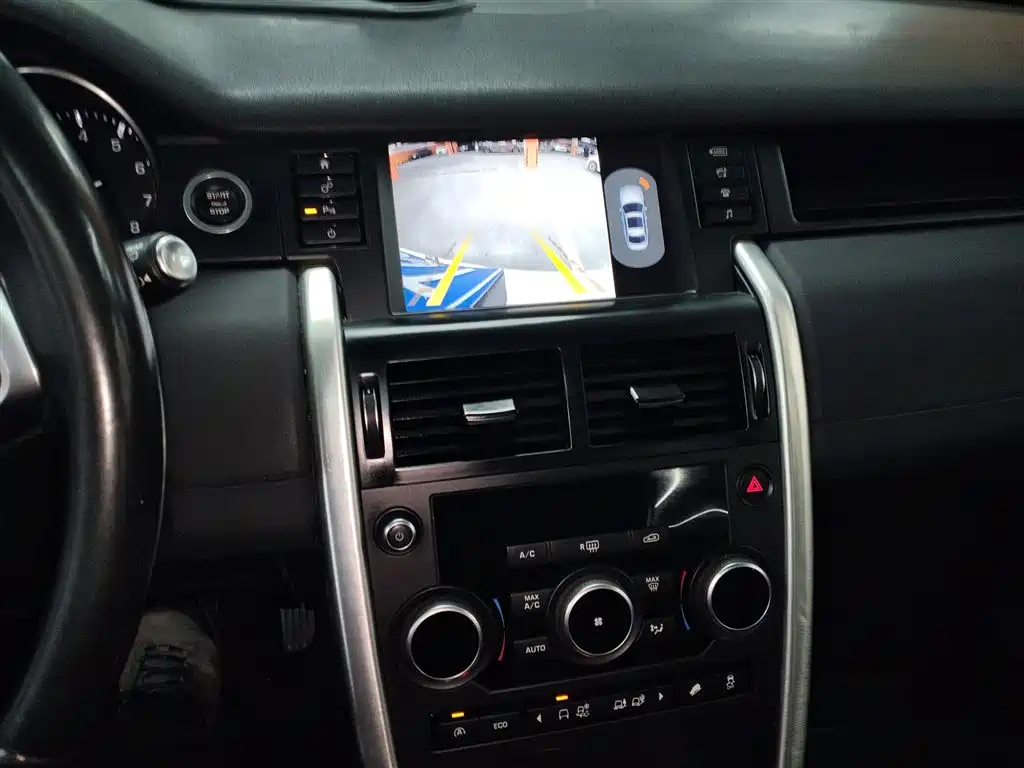 Land Rover Discovery Sport 2016 — фото 9