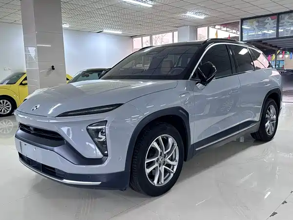 NIO ES6 2020