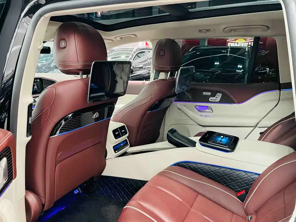Mercedes-Benz GLS 2023 — фото 16