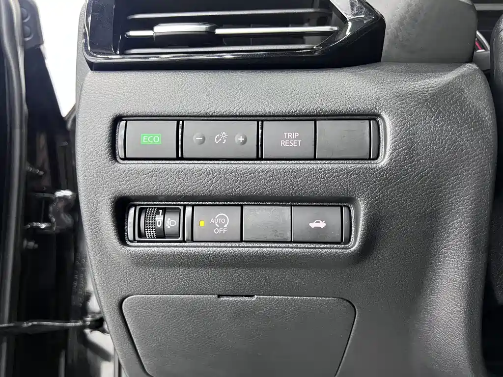 Nissan Sylphy 2023 — фото 13