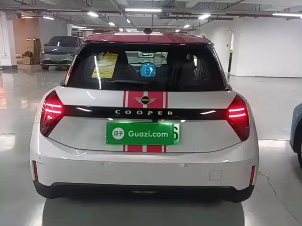 MINI Cooper 2025