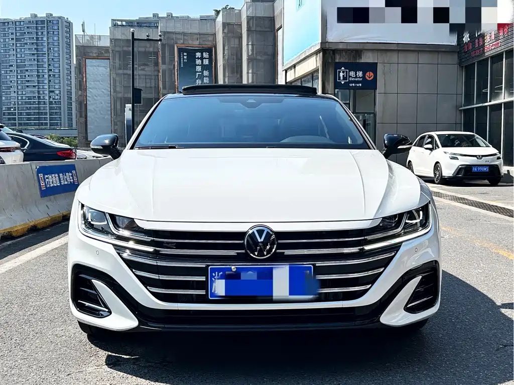 Volkswagen CC 2025