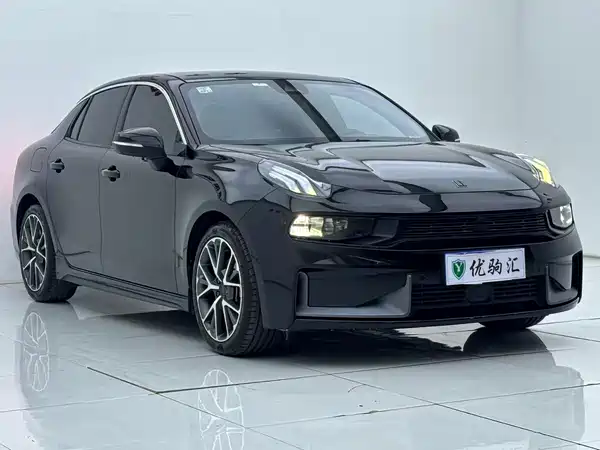 Lynk & Co 03 2022