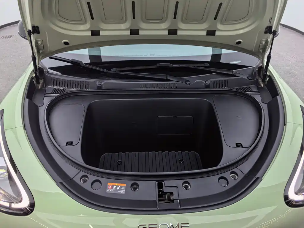 Geely Galaxy Starwish 2024 — фото 10