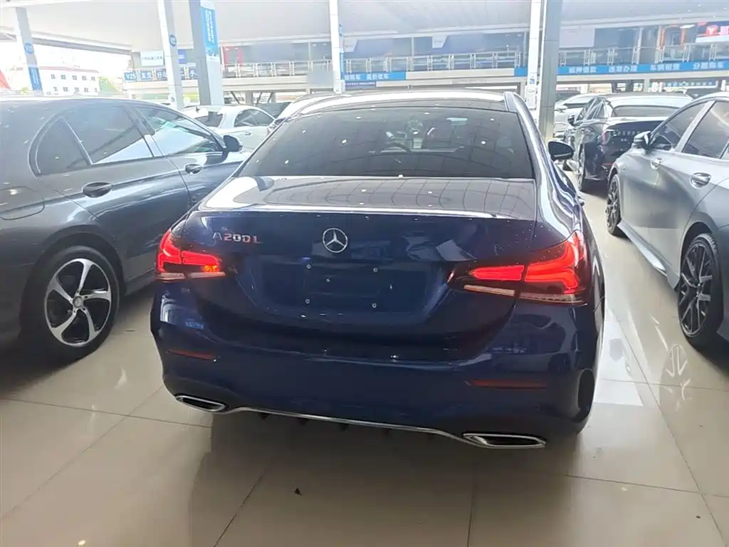 Mercedes-Benz A-Class 2020 — фото 6