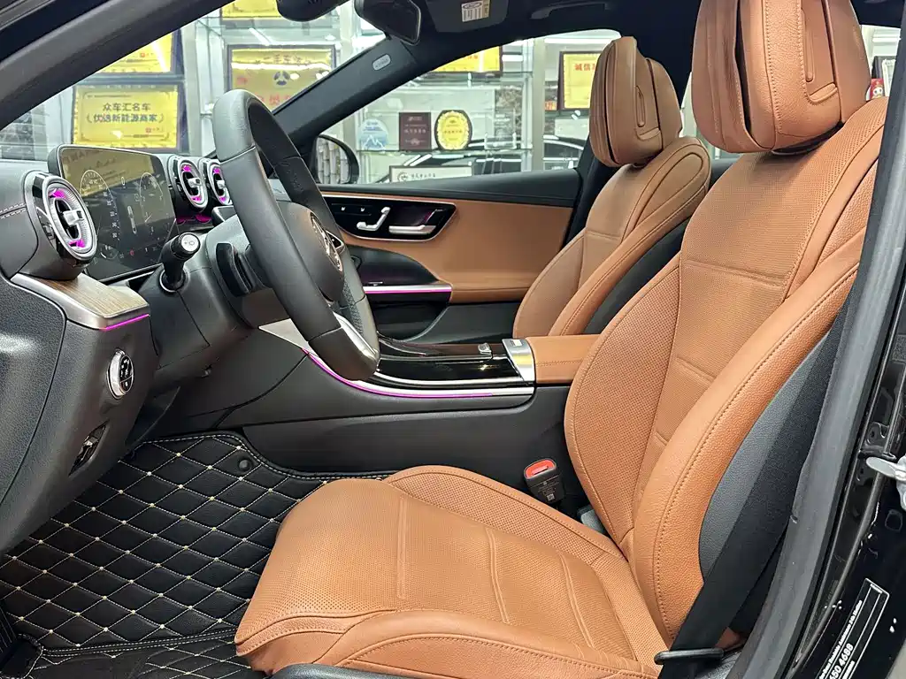 Mercedes-Benz C-Class 2023 — фото 8