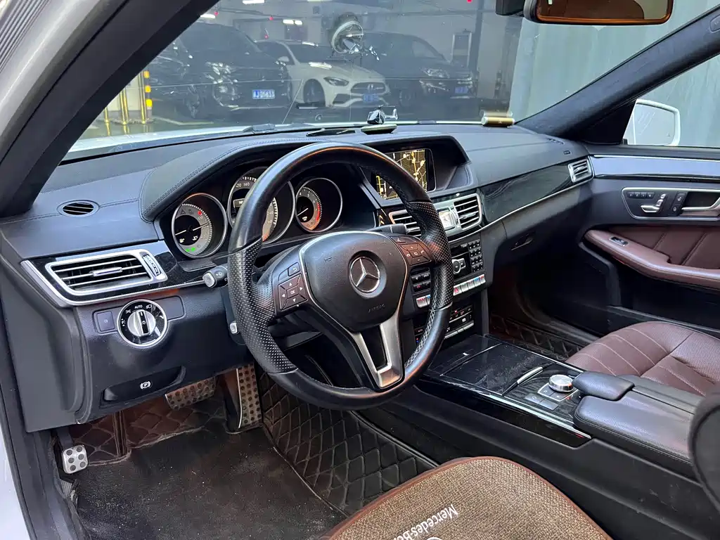 Mercedes-Benz E-Class 2015 — фото 8