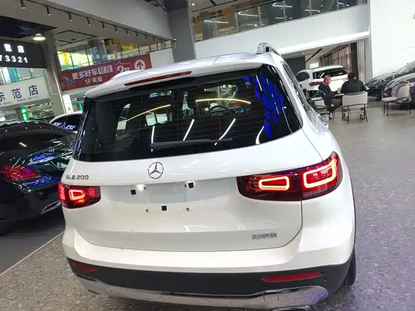 Mercedes-Benz GLB 2022