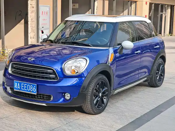 MINI Countryman 2015