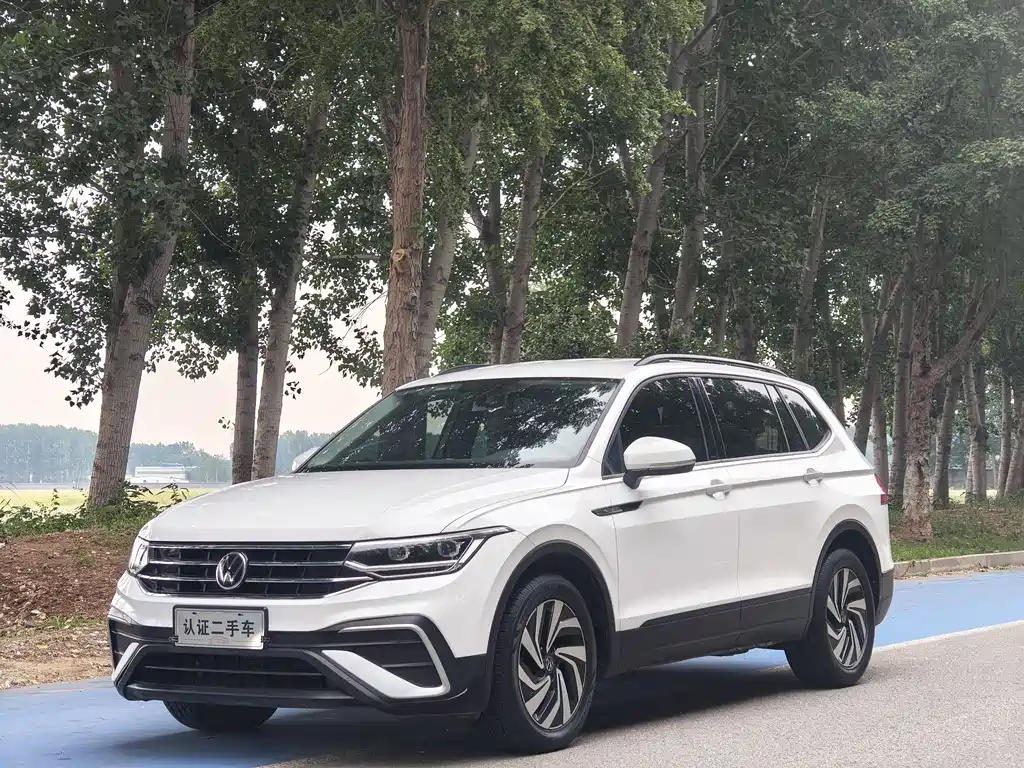 Volkswagen Tiguan L 2022 — фото 3