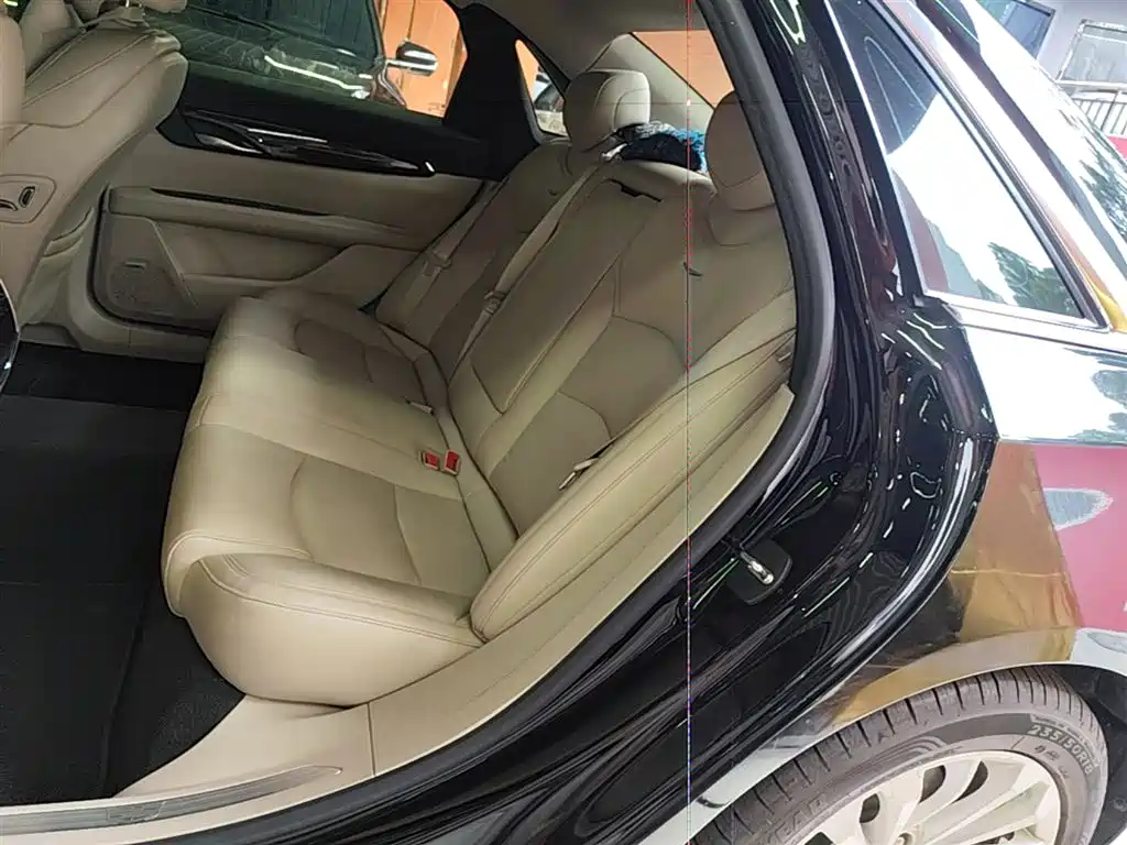 Cadillac CT6 2017 — фото 17
