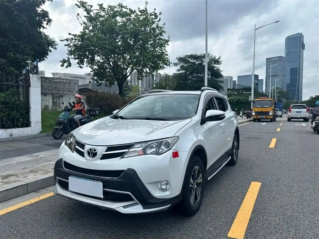 Toyota RAV4 2016