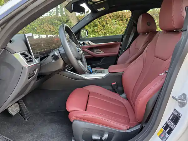 BMW i4 2026