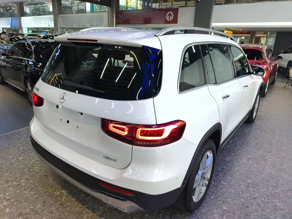 Mercedes-Benz GLB 2022