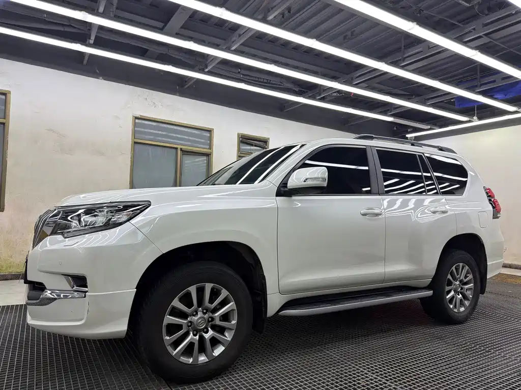Toyota Prado 2019 — фото 3