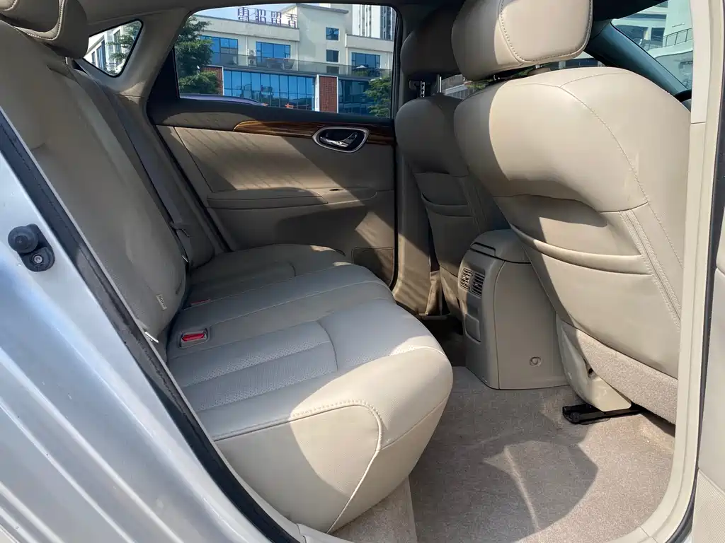 Nissan Sylphy 2016 — фото 12