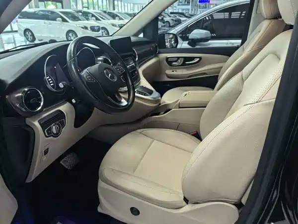 Mercedes-Benz V-Class 2021