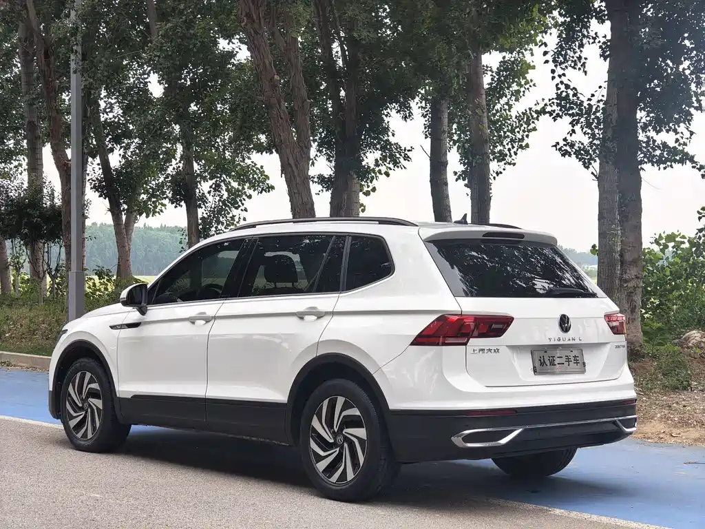 Volkswagen Tiguan L 2022 — фото 7