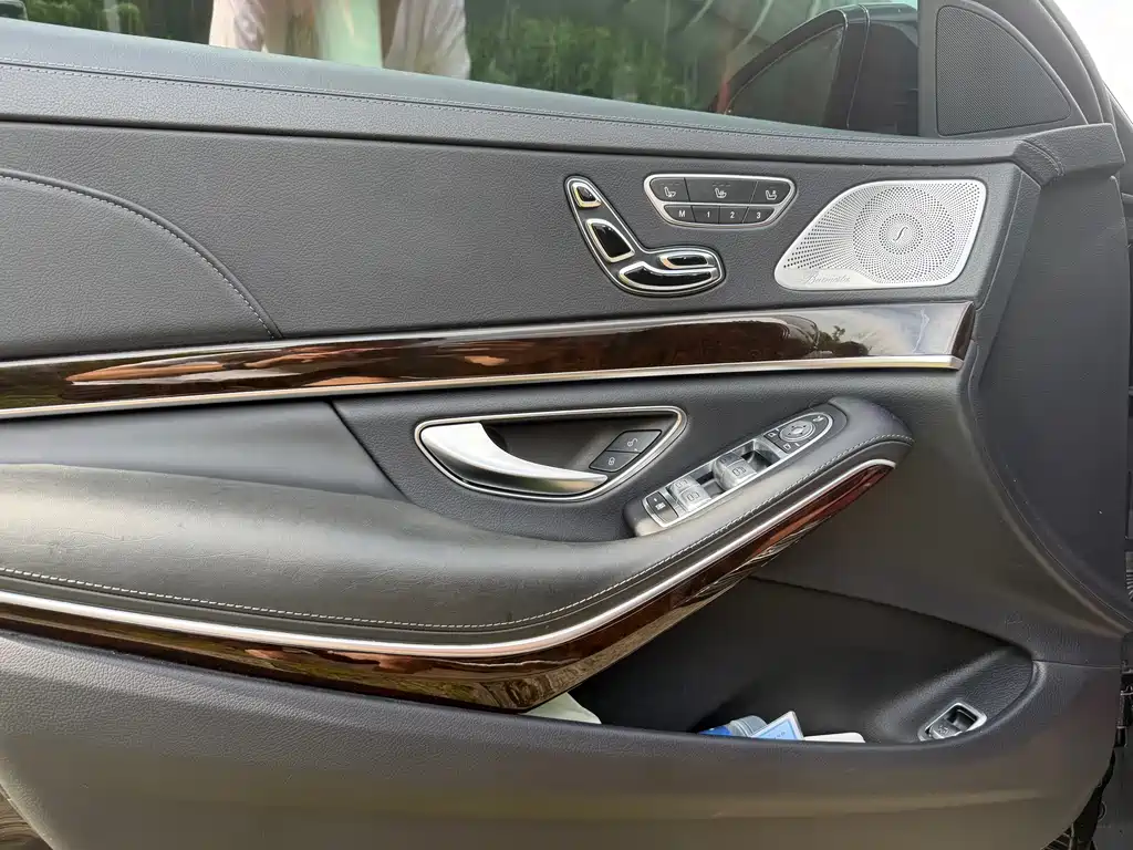 Mercedes-Benz Maybach S-Class 2020 — фото 6