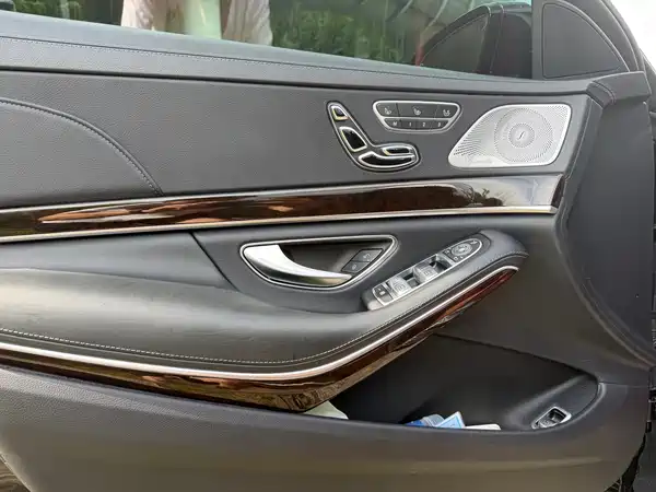 Mercedes-Benz Maybach S-Class 2020